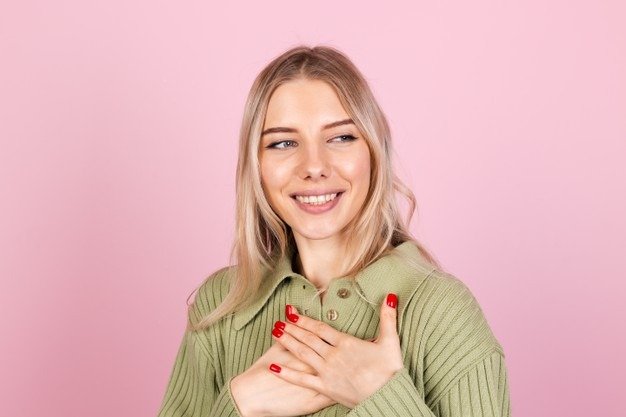 woman gratitude
